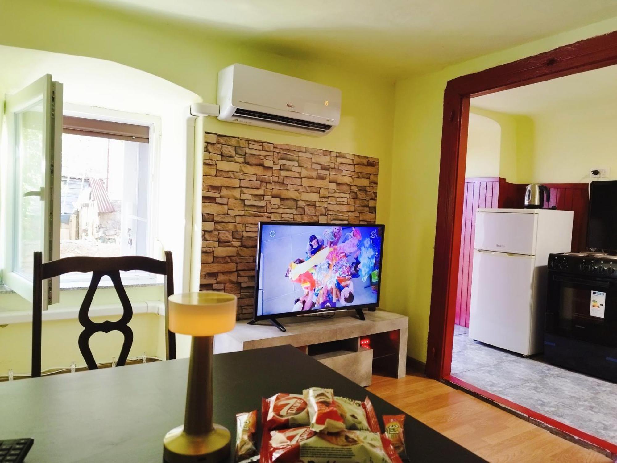 Heli Budget Condo Rijeka Bagian luar foto
